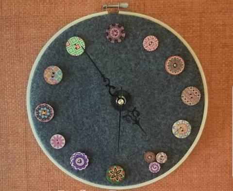 Button Clock