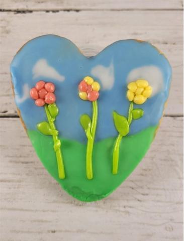  Heart- Shaped Spring Time Scenes on a Cookie